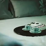 A Hidden Gem In *luxury Home* * Volos